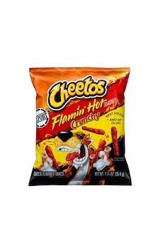 Cheetos Flamin' Hot Crunchy Cheese Flavored Snacks 35.4g