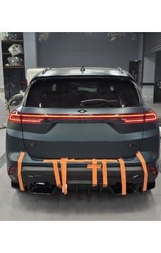 Togg T10x Düz Spoiler Plastik Parlak Siyah Boyalı Togg T10x Düz Spoiler Plastik Parlak Siyah Boyalı