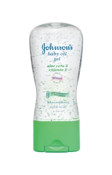 Johnson's Baby Aloe Vera Jel Bebek Yağı 192 ML Johnson's Baby Aloe Vera Jel Bebek Yağı 192 ML