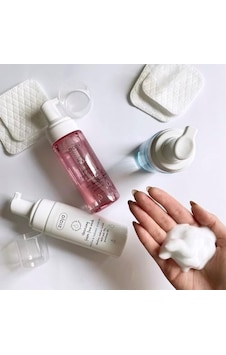 Ziaja Yüz Temizleme Köpüğü Normal Cilt 150 Ml Ziaja Yüz Temizleme Köpüğü Normal Cilt 150 Ml