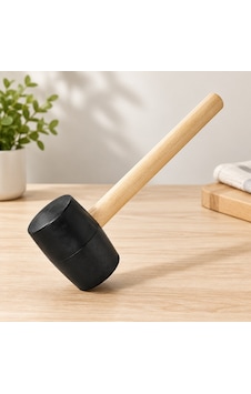 Plastik Başlı Ahşap Saplı Tokmak Plastik Başlı Ahşap Saplı Tokmak
