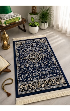 Lacivert Klasik Desenli Dijital Baskı Seccade Geleneksel Motifli Namaz Seccadesi Lacivert Klasik Desenli Dijital Baskı Seccade Geleneksel Motifli Namaz Seccadesi