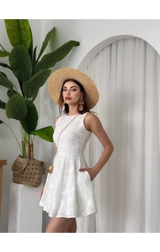 Meleners Vess Cep Detaylı Elbise Beyaz