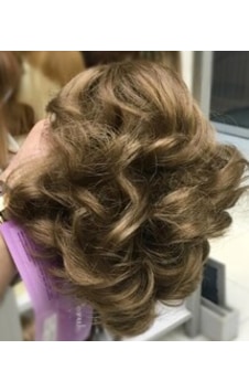 Kelebek Tokalı Dalgalı Model Hazır Topuz Saç Açık Kumral