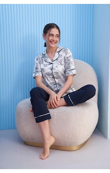Miss Klein Kadın Büyük Beden Gömlek Yaka Pamuklu Likralı Kısa Kol Pijama Takımı 1133 - 1 Adet Beyaz Miss Klein Kadın Büyük Beden Gömlek Yaka Pamuklu Likralı Kısa Kol Pijama Takımı 1133 - 1 Adet Beyaz