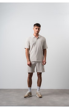Erkek 242 Nakışlı Regular Fit T-shirt Şort Takım Bej Erkek 242 Nakışlı Regular Fit T-shirt Şort Takım Bej