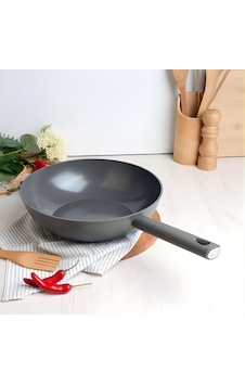 Belarıva 28 Cm Grı Sılıkon Saplı Wok Tava gri Belarıva 28 Cm Grı Sılıkon Saplı Wok Tava gri