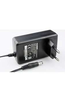 Huawei Hw 120200e6w 12v - 2a Adaptör - Siyah Huawei Hw 120200e6w 12v - 2a Adaptör - Siyah