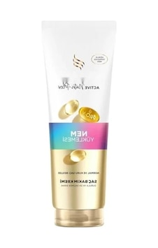 Nem Yüklemesi Sağlayan Saç Bakım Kremi - 275 Ml Nem Yüklemesi Sağlayan Saç Bakım Kremi - 275 Ml