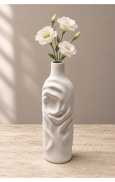 Beyaz Dalgalı Desen Vazo 35 Cm El Yapımı Kabartma Desenli Dekoratif Çiçek Vazosu Salon Konsol Dekoru Beyaz Dalgalı Desen Vazo 35 Cm El Yapımı Kabartma Desenli Dekoratif Çiçek Vazosu Salon Konsol Dekoru