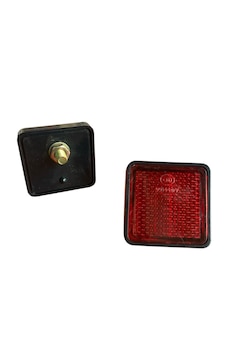 Reflektörü Kare 2adet Kırmızı Vida 6 Mm Reflektörü Kare 2adet Kırmızı Vida 6 Mm