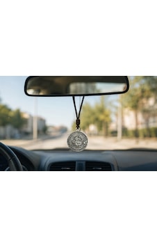 Bitcoin Madalyon Figürlü Araç Dikiz Aynası Süsü Kripto Para Temalı Araba Aksesuarı Bitcoin Madalyon Figürlü Araç Dikiz Aynası Süsü Kripto Para Temalı Araba Aksesuarı