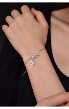 Papatya Silver 925 Ayar Gümüş Rodyum Kaplama Dallı Sedef Manolya Çiçeği Bileklik Papatya Silver 925 Ayar Gümüş Rodyum Kaplama Dallı Sedef Manolya Çiçeği Bileklik
