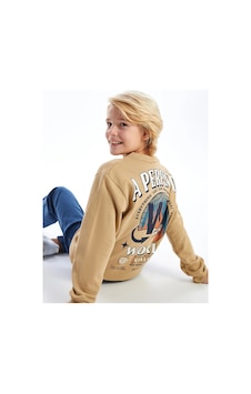 LC Waikiki Lcw Bisiklet Yaka Baskılı Uzun Kollu Erkek Çocuk Sweatshirt Bej LC Waikiki Lcw Bisiklet Yaka Baskılı Uzun Kollu Erkek Çocuk Sweatshirt Bej