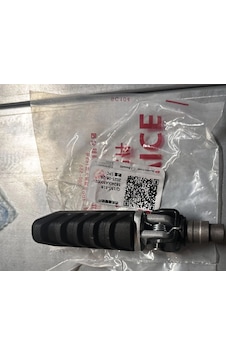 Benelli 125s Ön Basamak Sağ Benelli 125s Ön Basamak Sağ