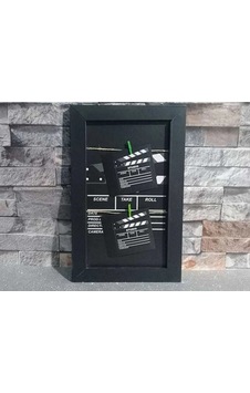 Klaket Tasarımlı İpli Ve Mandallı Fotoğraf Çerçevesi No: 1 Crchmgo Klaket Tasarımlı İpli Ve Mandallı Fotoğraf Çerçevesi No: 1 Crchmgo