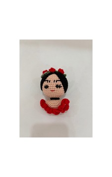 El Örgüsü Frida Kahlo Amigurumi Figür Anahtarlık Kırmızı Kırmızı El Örgüsü Frida Kahlo Amigurumi Figür Anahtarlık Kırmızı Kırmızı