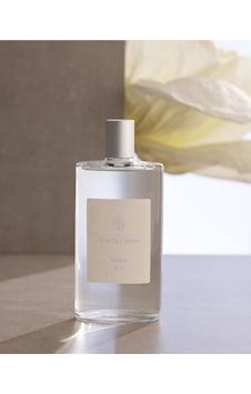 Madame Coco Répertoire Cam Şişe Kolonya 200 ML Brise De L' Océan Madame Coco Répertoire Cam Şişe Kolonya 200 ML Brise De L' Océan