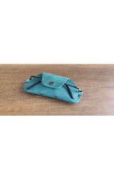 Sumerian Leather Craft Deri Gözlük Kılıfı Yeşil + Anahtarlık Sumerian Leather Craft Deri Gözlük Kılıfı Yeşil + Anahtarlık