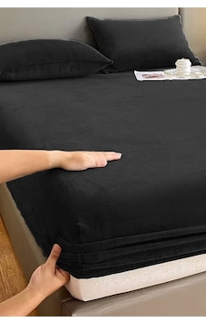Mulberry Kışlık Tek Kişilik Kadife Lastikli Çarşaf 100x200+30 Siyah Mulberry Kışlık Tek Kişilik Kadife Lastikli Çarşaf 100x200+30 Siyah