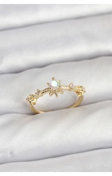 Gold Renk Pirinç Yıldız Model Kadın Yüzük Çok Renkli 99544267 Gold Renk Pirinç Yıldız Model Kadın Yüzük Çok Renkli 99544267
