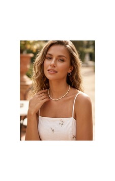 Kadın Beyaz Sarı Boncuklu Arı Kolye Minimal Choker Kolye Kadın Beyaz Sarı Boncuklu Arı Kolye Minimal Choker Kolye