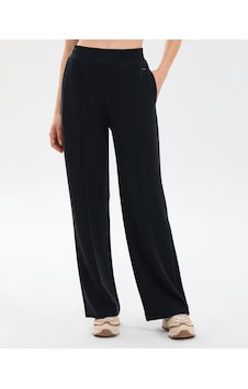 Skechers W Soft Touch Regular Sweatpant Kadın Siyah Eşofman Altı S2610035-3817 Skechers W Soft Touch Regular Sweatpant Kadın Siyah Eşofman Altı S2610035-3817