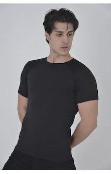Modi Green Erkek Omuz File Geçişli Siyah Sportif Slim Fit Tişört Modi Green Erkek Omuz File Geçişli Siyah Sportif Slim Fit Tişört