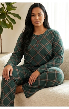 Siyah İnci Düğmeli Pamuklu Likralı Büyük Beden Battal Boy Örme Pijama Takım 26240941 Yeşil