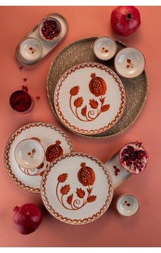Kütahya Porselen Ottoman Elegance 14 Parça 6 Kişilik Kahvaltı Takımı Çok Renkli Kütahya Porselen Ottoman Elegance 14 Parça 6 Kişilik Kahvaltı Takımı Çok Renkli