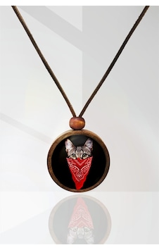 Maskeli Kedi Ahşap Kolye N11.29155 Çok Renkli Maskeli Kedi Ahşap Kolye N11.29155 Çok Renkli