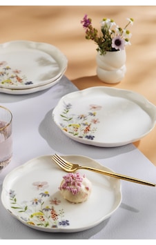 Kütahya Porselen Bone Velora 4 Parça 20 Cm Pasta Tabağı Çiçekli Çok Renkli