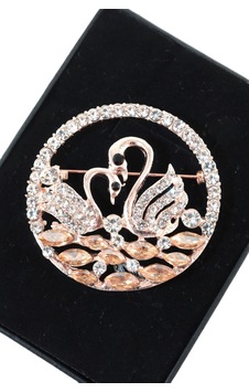 Bir Aşk Masalı Kuğu Dansı Broş Gold Renk Zirkon Taşlı Kadın Yaka İğnesi Çok renkli Bir Aşk Masalı Kuğu Dansı Broş Gold Renk Zirkon Taşlı Kadın Yaka İğnesi Çok renkli