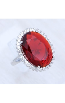 Oval Kırmızı Taşlı Gümüş Yüzük