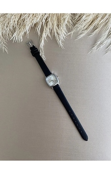 Quartz Retro Minimal Vintage Deri Kordon Kadın Kol Saati Gümüş Quartz Retro Minimal Vintage Deri Kordon Kadın Kol Saati Gümüş