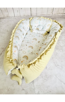 Baby Nest Gökkuşağı Fırfırlı Ortopedik Çift Taraflı Bebek Yatağı Baby Nest Gökkuşağı Fırfırlı Ortopedik Çift Taraflı Bebek Yatağı