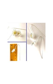 Omeniv Gümüş Ton Kaplama Uzun Çengel Küpe Floral Dizayn 41912872 Gümüş
