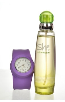 She Is Sweet Kadın Parfüm EDP 50 ML + Saat She Is Sweet Kadın Parfüm EDP 50 ML + Saat