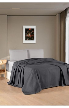 Kristal Bamboo Lastikli Çarşaflı Çift Kişilik Pike Takımı Antrasit Antrasit Kristal Bamboo Lastikli Çarşaflı Çift Kişilik Pike Takımı Antrasit Antrasit