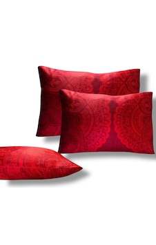 Karaca Homet 2'li Bebek Yastık Kılıfı 35x45 Cm Karaca Homet 2'li Bebek Yastık Kılıfı 35x45 Cm