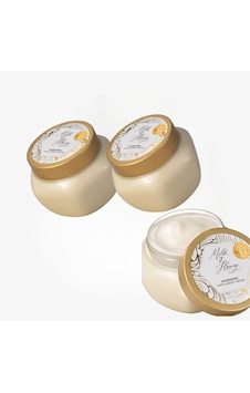 Milk & Honey Gold Besleyici El Ve Vücut Kremi 250ml 3 Adet Milk & Honey Gold Besleyici El Ve Vücut Kremi 250ml 3 Adet