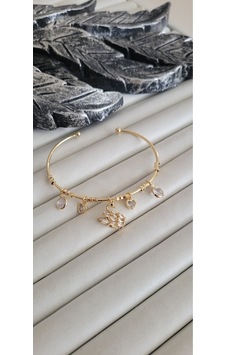 Pirinç Kuğu Charmlı Gold Renk Kadın Bileklik Altın Pirinç Kuğu Charmlı Gold Renk Kadın Bileklik Altın
