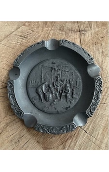 Antik Pirinç Oksit Küllük Puro Küllüğü Siğara Küllük 19*19Cm Antik Pirinç Oksit Küllük Puro Küllüğü Siğara Küllük 19*19Cm