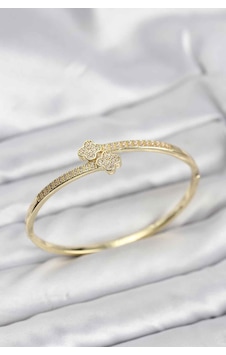 Pirinç Gold Renk Zirkon Taşlı Yonca Model Kadın Kelepçe Bileklik Pirinç Gold Renk Zirkon Taşlı Yonca Model Kadın Kelepçe Bileklik