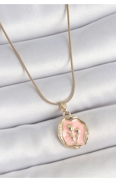 316l Çelik Gold Renk Zincir Pembe Mineli Çiçek İşlemeli Portre Model Kadın Kolye - Lisinya Gold 316l Çelik Gold Renk Zincir Pembe Mineli Çiçek İşlemeli Portre Model Kadın Kolye - Lisinya Gold