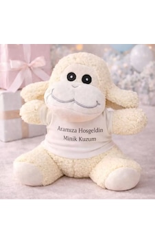 Aramıza Hoşgeldin Minik Kuzum Tişörtlü Sevimli Peluş Kuzu Altın - Siyah Aramıza Hoşgeldin Minik Kuzum Tişörtlü Sevimli Peluş Kuzu Altın - Siyah