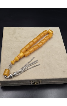 Osmanlı Benzetme Çubuk Sıkma Kehribar Tespih Efe Boy 17 Habbe 11x14 Mm Bal Sarısı No:6 Gümüş Osmanlı Benzetme Çubuk Sıkma Kehribar Tespih Efe Boy 17 Habbe 11x14 Mm Bal Sarısı No:6 Gümüş