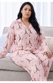 Siyah İnci Pembe Desenli Termal Kumaşlı Ultra Soft Yumuşak Büyük Beden Battal Boy Düğmeli Örme Pijama Takımı 26226532 Siyah İnci Pembe Desenli Termal Kumaşlı Ultra Soft Yumuşak Büyük Beden Battal Boy Düğmeli Örme Pijama Takımı 26226532