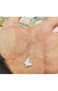 Oriental Kuyumculuk Jewellery Beyaz Opal Taşlı Kelebek Kolye Beyaz Oriental Kuyumculuk Jewellery Beyaz Opal Taşlı Kelebek Kolye Beyaz