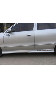 Hyundai Accent Uyumlu Marşpiyel 2 Parça Fiber 2003-2005